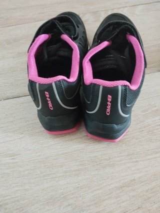 Zapatillas B-PRO Negras y Rosas
