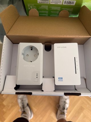 TP-LINK AV500 Powerline WiFi Kit