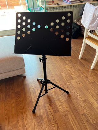 Atril negro para música
