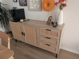 Aparador em MDF com Rattan/Melamina
