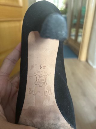 Zapatos de tacón Unisa negros