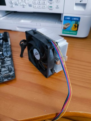 ASRock FM2A75M-DGS + AMD A4-5300 + 16GB RAM DDR3