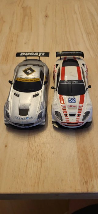 Scalextric Circuito Adrenaline 1:32 CON COCHES