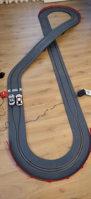 Scalextric Circuito Adrenaline 1:32 CON COCHES