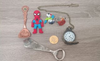 Lotto Oggetti Vintage: Orologio Tasca + Altro
