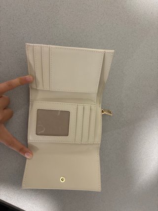Monedero Parfois beige
