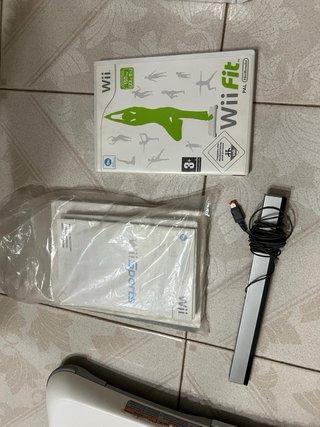 Nintendo Wii Balance Board + Wii Fit