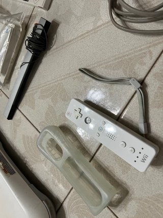 Nintendo Wii Balance Board + Wii Fit