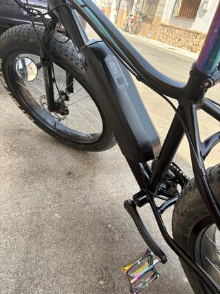 Bicicleta Eléctrica Fat Bike CST