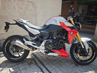 BMW F900R