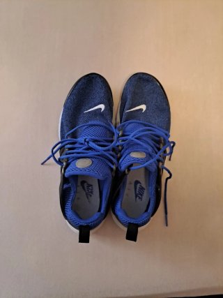 Zapatillas Nike Air Azul y Negro
