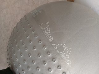 Pelota Pilates 50cm con pinchos masaje