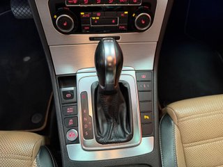Volkswagen Passat CC 2011