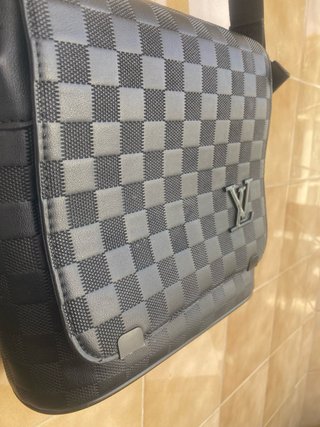 Riñonera Louis Vuitton Negra