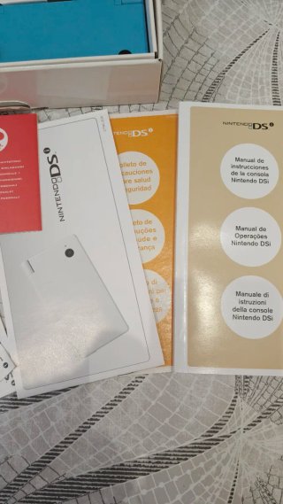 Nintendo DSi Blu - Completo di scatolo e manuali