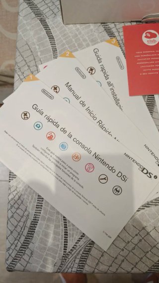 Nintendo DSi Blu - Completo di scatolo e manuali