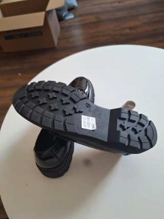 Mocasines charol Lilley negros talla 37