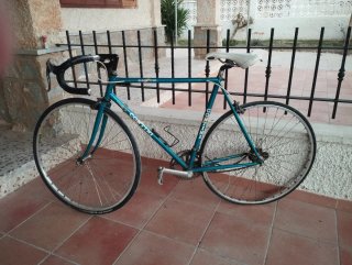 Bicicleta de carretera Contini