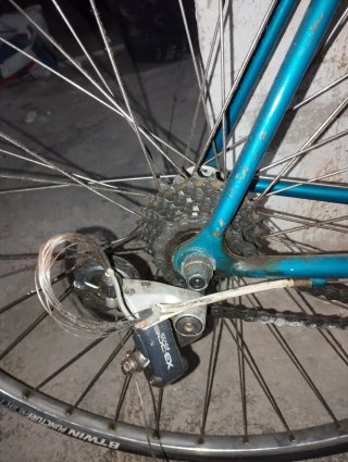 Bicicleta de carretera Contini