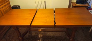 Mesa de comedor grande de pino