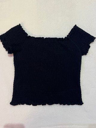 Top Hombros Descubiertos Stradivarius Talla M