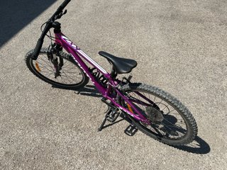 Bicicleta Monty Morada Niña