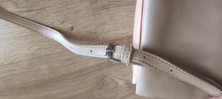 Bolso bandolera Xti beige y rosa pastel.
