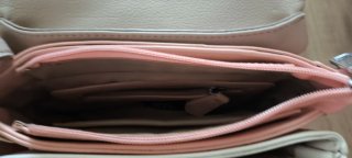 Bolso bandolera Xti beige y rosa pastel.