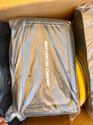 Pato de pesca Savage Gear Belly boat Pro motor