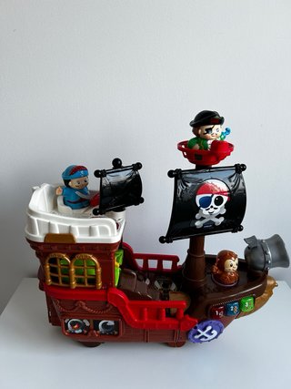 Barco Pirata VTech con Figuras y Accesorios