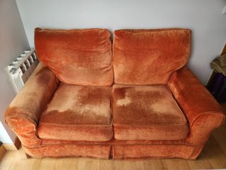 Sofá 2 plazas naranja terciopelo