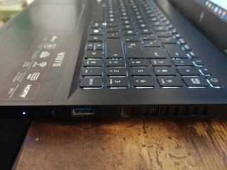 Acer Nitro V15 Ryzen 7 RTX3050 + Garantia