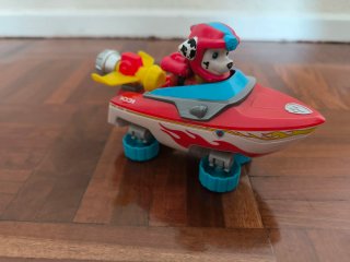 Coche patrulla canina con perro incluido