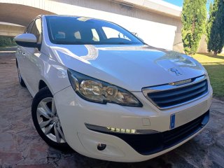 Peugeot 308 2016