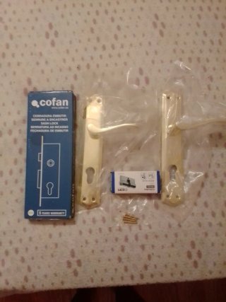 Cerradura Cofan Embutir + Cilindro + Manillas