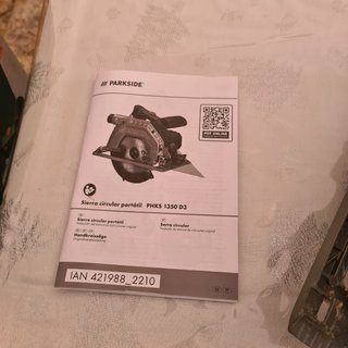 Sierra Circular Portátil Parkside PHKS 1350 D3