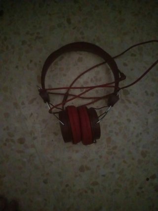 Auriculares Marrón y Rojo