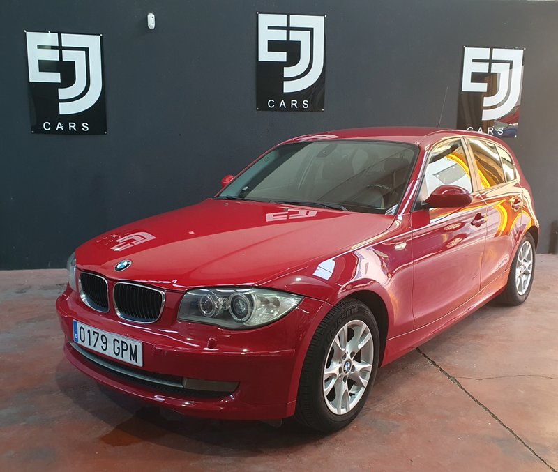 BMW Serie 1 2009, foto 2