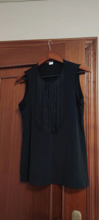 Top negro Yohji Yamamoto con flecos