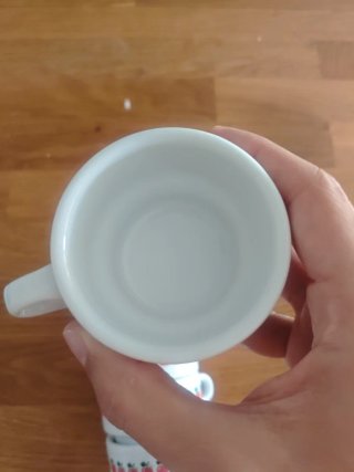 7 tazas de café con diseño de manzanas