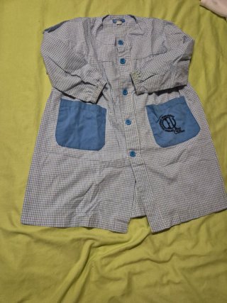 Bata escolar cuadros azul talla 2
