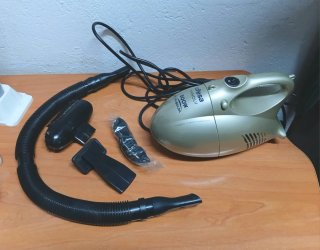 Aspiradora sin bolsa Ufesa AM4330