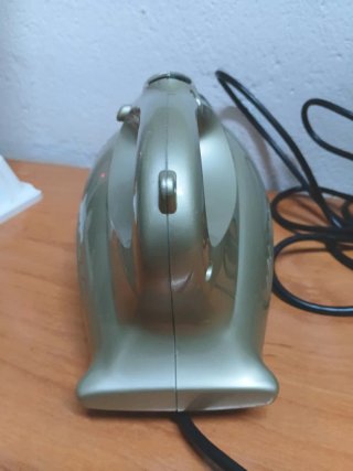 Aspiradora sin bolsa Ufesa AM4330