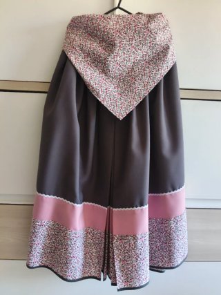 Falda NESKA y pañuelo "70 euros"