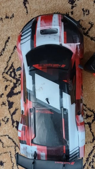 Lote 2 Coches Teledirigidos RC: Audi + Batmobil