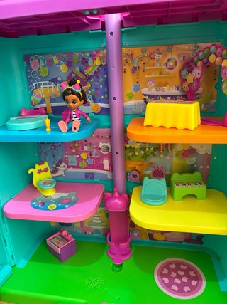 Casa de Muñecas Gabby Arcoíris
