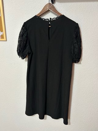 Vestido negro con encaje zara nuevo talla L