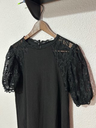 Vestido negro con encaje zara nuevo talla L