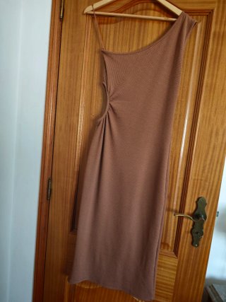Vestido comprido castanho