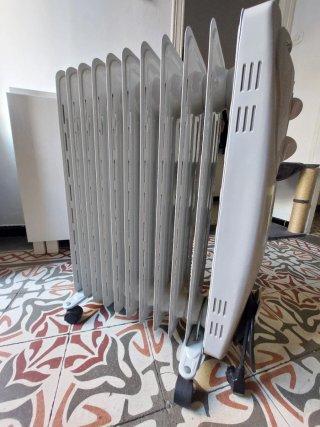Radiador Aceite Aigostar Blanco